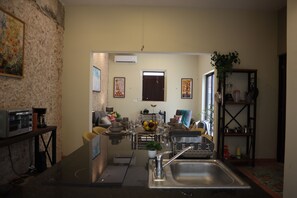 Dining - Casa Coco - Casa Completa en Centro Histórico de Mérida con Piscina Privada (Mérida)