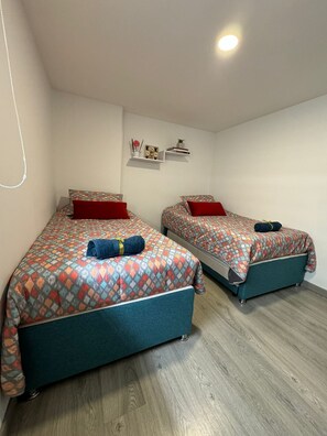 3 bedrooms, WiFi, bed sheets