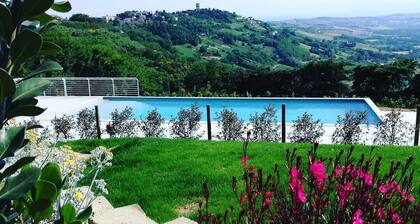 Appartamento L'alloro con Piscina