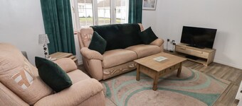 13 Gower Holiday Village