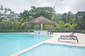 Pool - Waterfront apartment (Las Terrenas)