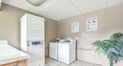 Budgetel Glenwood