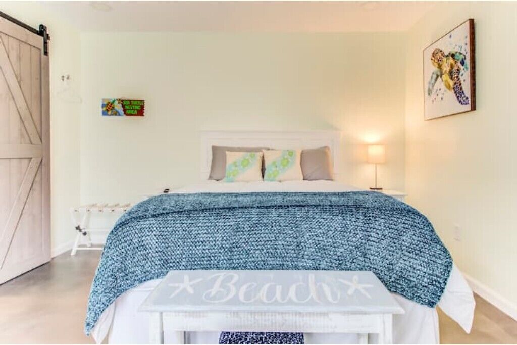 Turtle Nest Suite at LazyOak.Life