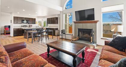 New! Broadmoor Reserve Home, Mountainside views, Deck. A-STRP-24-0585