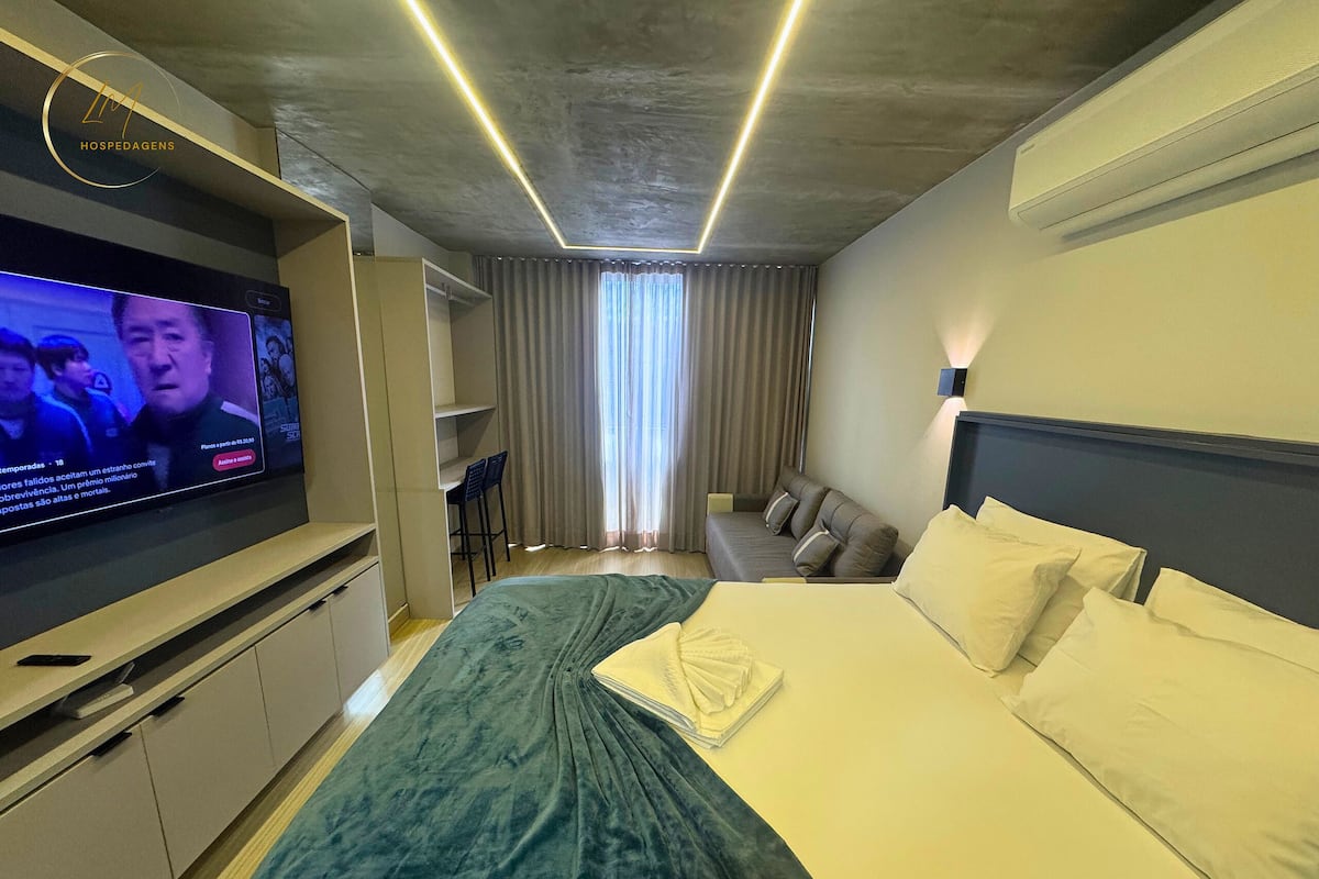 Quarto triplo luxo | Camas com colchões pillow-top, escrivaninha