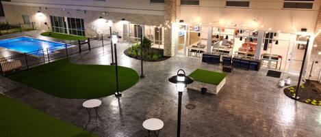 Outdoor pool, free pool cabanas, pool umbrellas