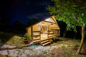 Property grounds - Tenda Noceto con Piscina (Marche)