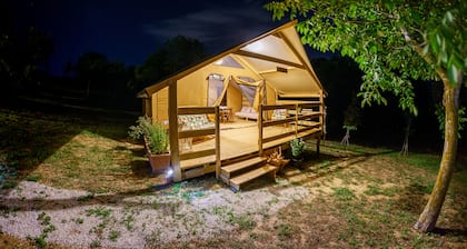 Tenda Noceto con Piscina