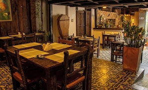 Restaurant - Hotel Quinta Bolivar  (Bogotá)