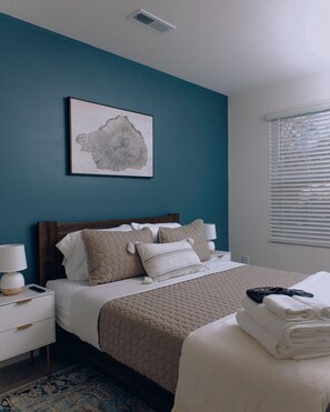 3 bedrooms, iron/ironing board, free WiFi, bed sheets