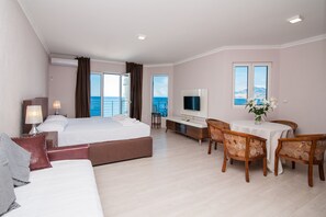 32-inch LCD TV with satellite channels - Open Sea Apartments (Utjeha)