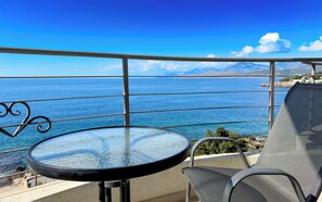 พรีเมียมสตูดิโอ (AP11) | ระเบียง