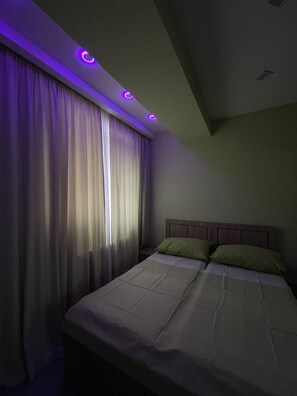 1 bedroom, WiFi, bed sheets