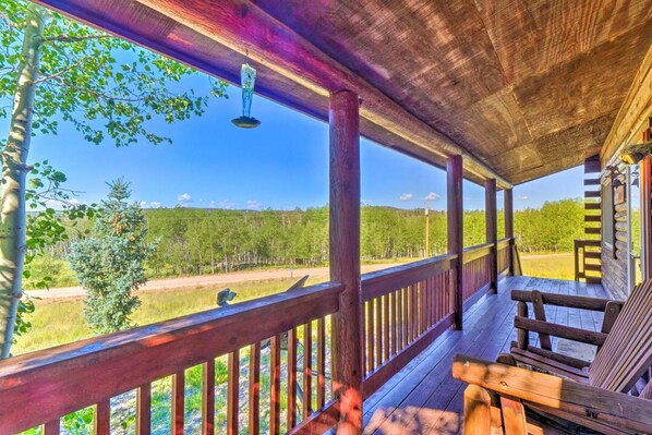 Terrace/patio - Cozy 2-bedroom cabin in marvelous Jefferson (Jefferson)