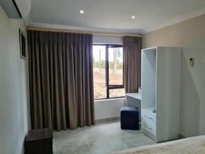 2 slaapkamers, een strijkplank/strijkijzer, wifi, beddengoed