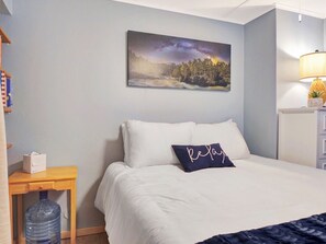 3 makuuhuonetta, vauvan matkasänky, ilmainen Wi-Fi, vuodevaatteet