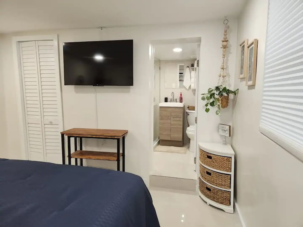 The Teeny Tiny House - Miami