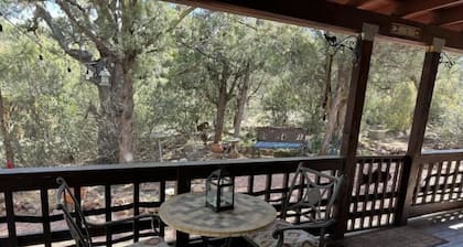 Relaxing Mountain Getaway, Rivers, Fishing, Trails, Waterfalls, Hiking, Cabin