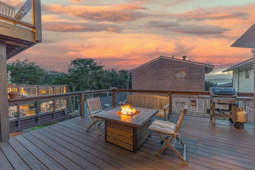 Bright and modern - Water views - Close to beach