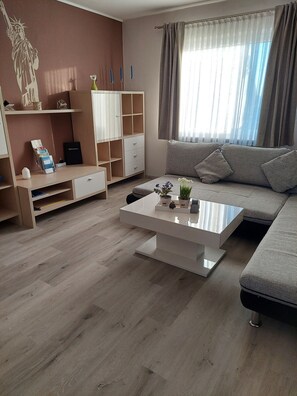 Smart TV - Ferienhaus Kirschbaum im Siebengebirge, Bad Honnef-Aegidienberg (Bad Honnef)