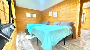 2 bedrooms, travel crib, WiFi, bed sheets