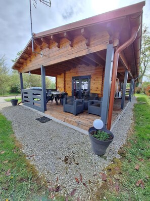 Outdoor dining - Marne lac du Der Chalet au Charme du Der (Châtillon-sur-Broué)
