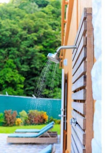 Cozy Sumptuous Mountain Retreat. Discover Tranquility in Our Elegant Villa Oasis