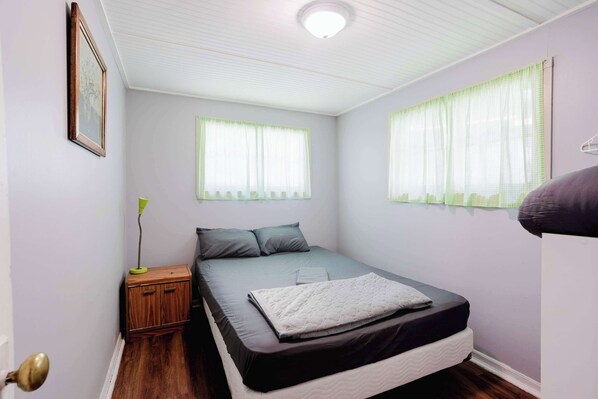 3 bedrooms, WiFi, bed sheets