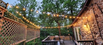 Mountain Cottage Near Scenic State Parks and Hiking Trails Great for Large Group
