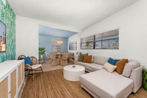 Una Smart TV, libros