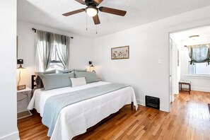 2 bedrooms, desk, iron/ironing board, travel crib