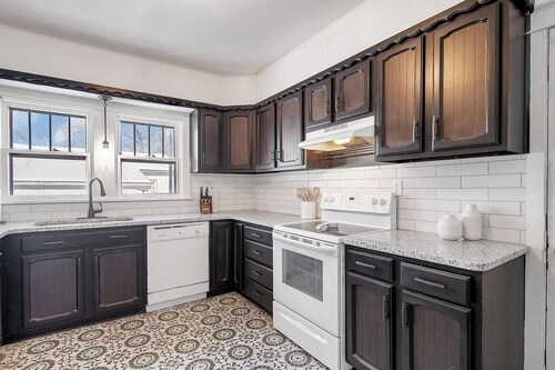 This house is a 2 bedroom(s), 1 bathrooms, located in Augusta, KS.