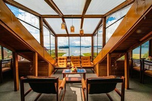 Breakfast, lunch, dinner served; sea views - Hotel refugio rancho tota (Cuitiva)