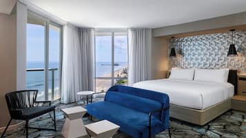 Suite, 1 slaapkamer, balkon, aan zee (Oceanfront) | Luxe beddengoed, pillowtop-bedden, een kluis op de kamer