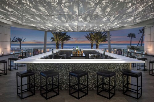 Renaissance Daytona Beach Oceanfront Hotel