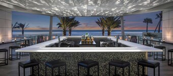 Renaissance Daytona Beach Oceanfront Hotel