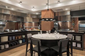 Daily cooked-to-order breakfast for a fee - Renaissance Daytona Beach Oceanfront Hotel (Daytona Beach)