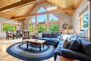 スマートテレビ、暖炉