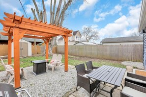 屋外ダイニングエリア