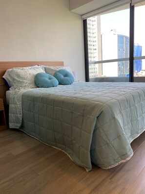 1 habitación, wifi y ropa de cama