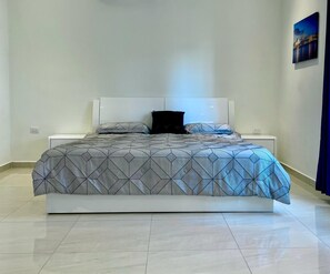 3 bedrooms, WiFi, bed sheets - Casa del Mural SAN Carlos (Guaymas)