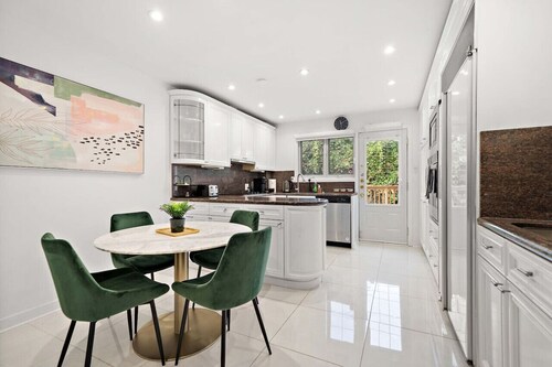 Large House Private Terrace |Sleeps 16|3bath|