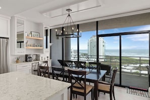 Living area - Sunchase IV by South Padre Resort Rental (South Padre Island)
