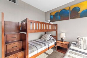 Condo | Wi-Fi de cortesia, roupa de cama
