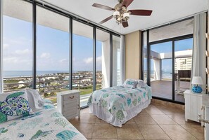Sunchase IV #1107 | 2 bedrooms, free WiFi