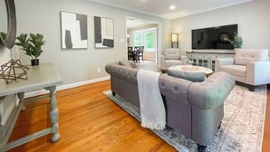Unclassified image, 3 of 28, button - Family Getaway Dream Backyard, Trail Access (Raleigh)