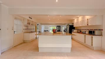 Shared kitchen facilities