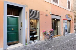 Exterior detail - Campo de Fiori - Rome, nice apartment with terrace for 6 people (Roma)