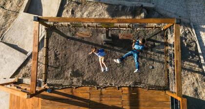 Luxury Geodesic Eco-Dome in Nature: Glamping in Tiny Pines - Terra Dome