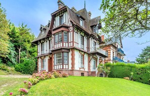 Exterior - Cozy home in Villerville with WiFi (Villerville)